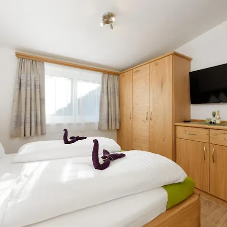 Mayrhofer - * Eben Im Pongau